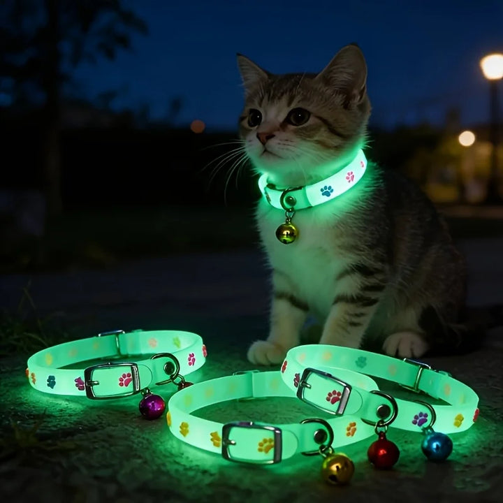 2pcs Pet Collar Set Night Walking Dog Anti-Lost Built-In Fluorescent Cat Dog Neck Ring with Bell (Color Random)