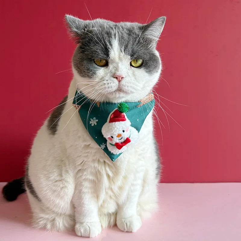 Christmas Cat Dog Collar Adjustable , Dirt-resistant Christmas Decor Dog Bandanas Universal Soft Cat Collar Pet Scarf